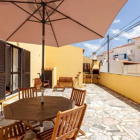 Ninestories Baleal Ferrel