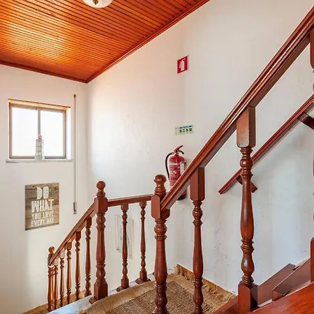 Ninestories Baleal בית נופש *