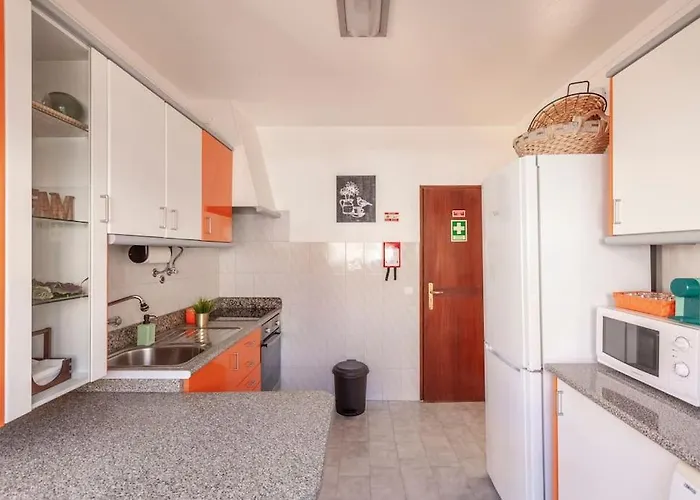 Nyaraló Ninestories Baleal Ferrel