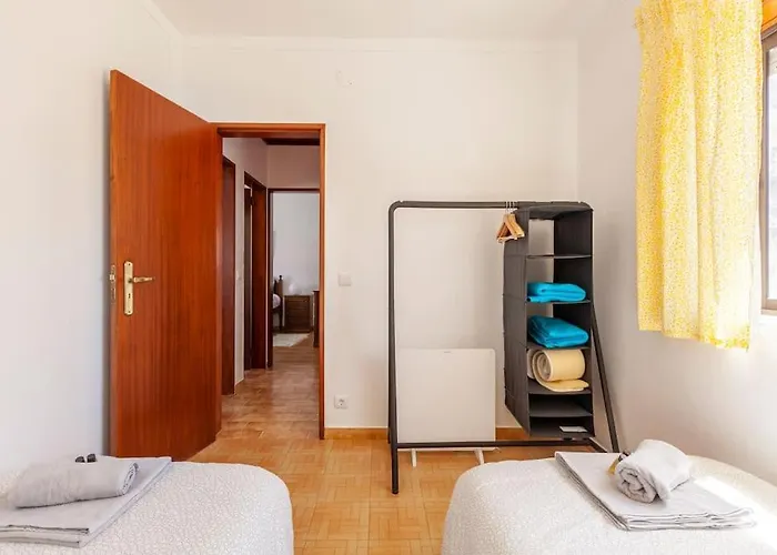 Ninestories Baleal Ferrel