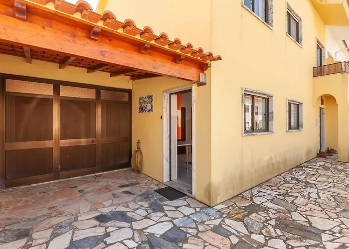 Ninestories Baleal *