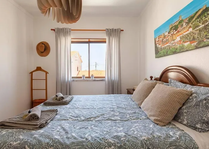 Ninestories Baleal Nyaraló